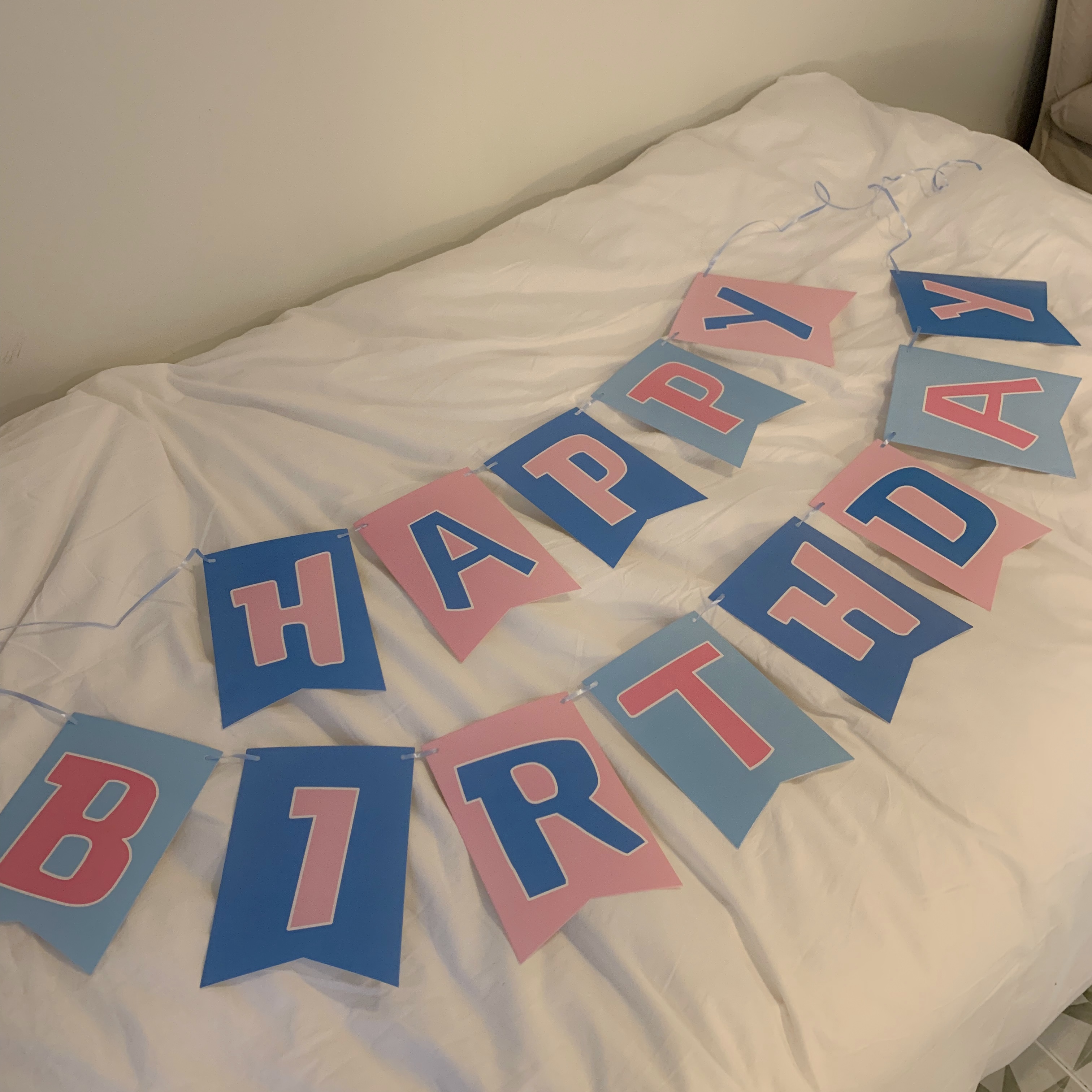 핑크블루 생일가랜드